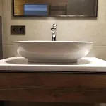 на большем фонтане 1 Daire *