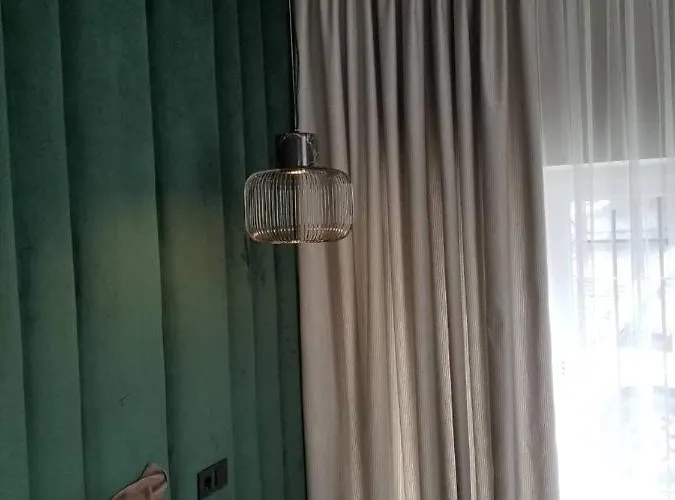 на большем фонтане 1 Apartman Odessza